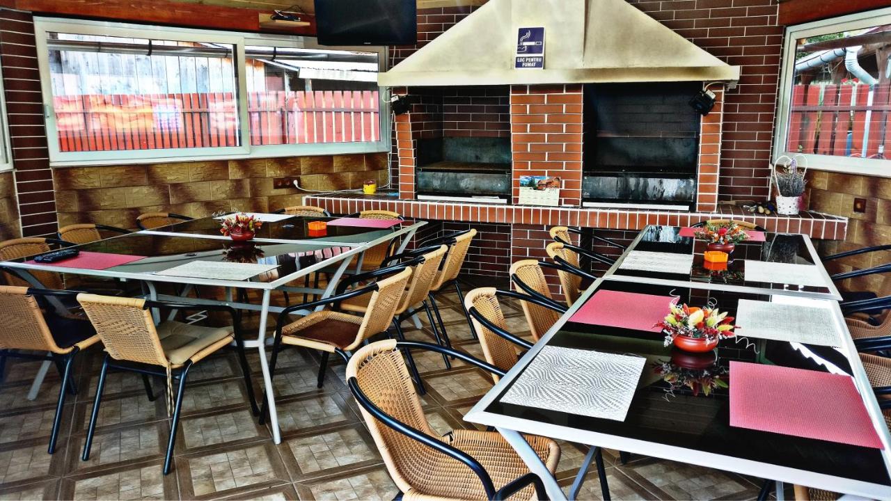 Picnic Panzio Bed & Breakfast Lunca de Sus ภายนอก รูปภาพ
